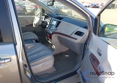 2013 Toyota Sienna Xle V6 8 Passenger из США, поврежденный, VIN 5TDYK3DC3DS338370